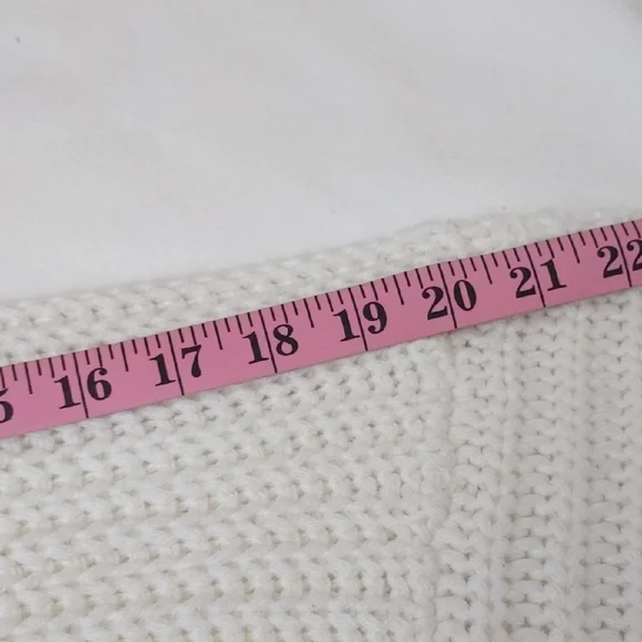 Torrid White Cable Knit Sweater Open Keyhole Tie Back 1X - Picture 10 of 11